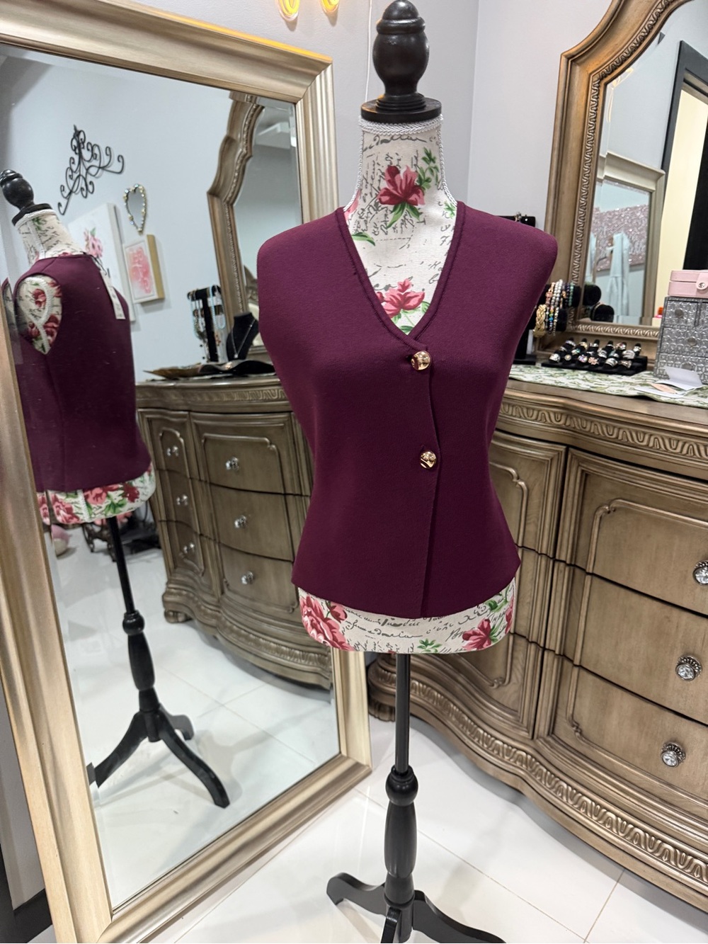 Zara Plum V-Neck Button Front Vest